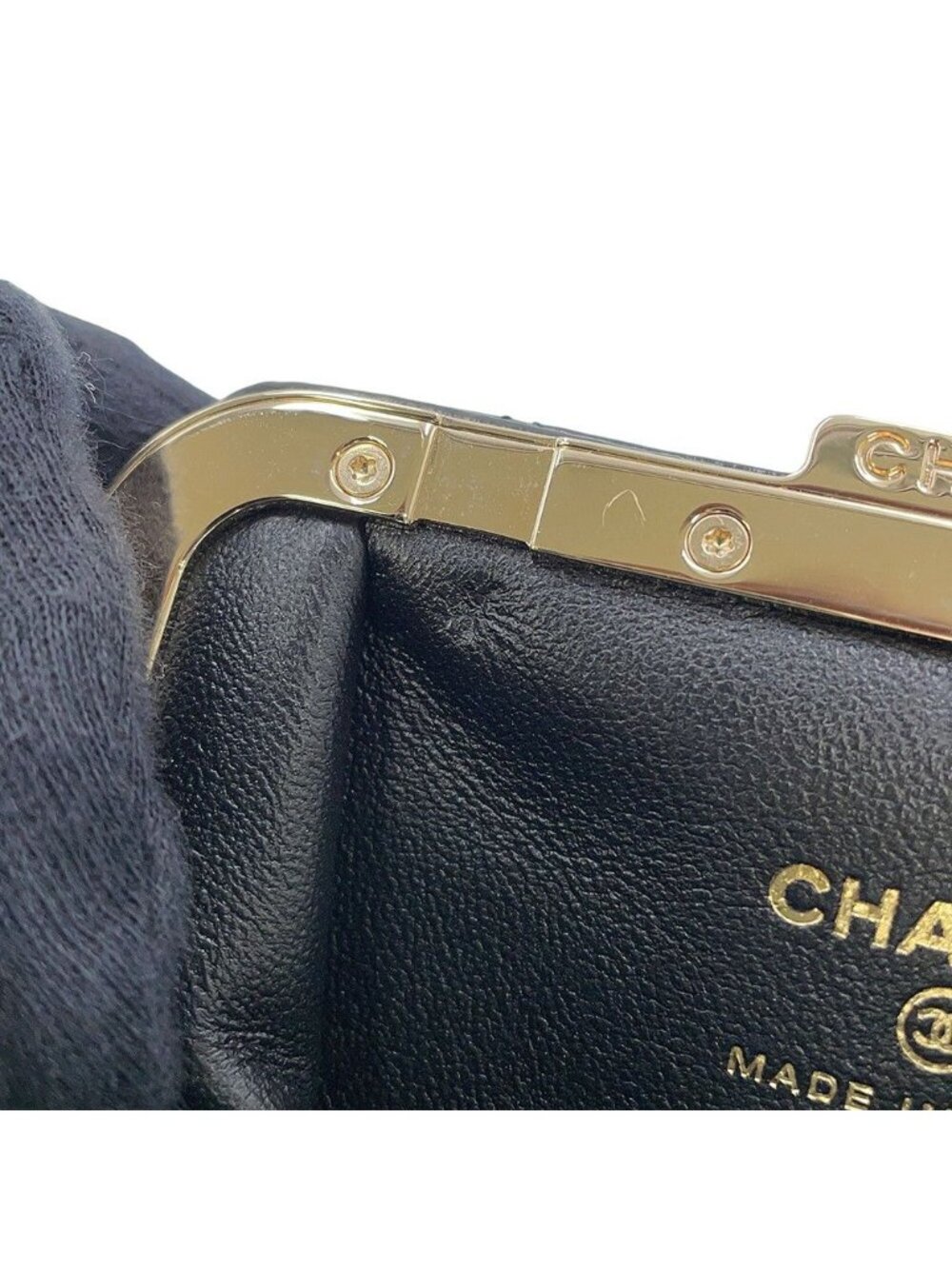 Chanel Chain Wallet Quilted CC Logo Kiss Lock Bifold Leather Black - Picture 7 of 10